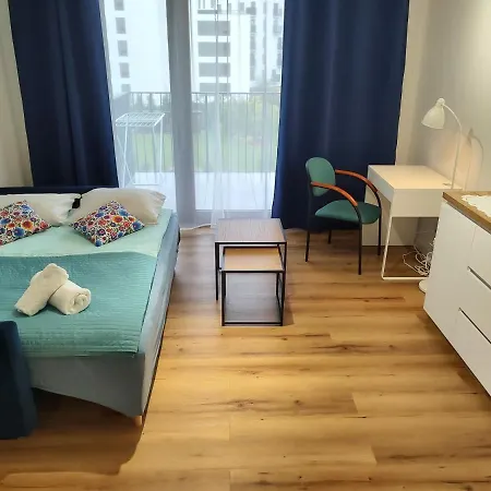 Uroczy Apartament Z Miejscem Na Auto W Garazu Apartment