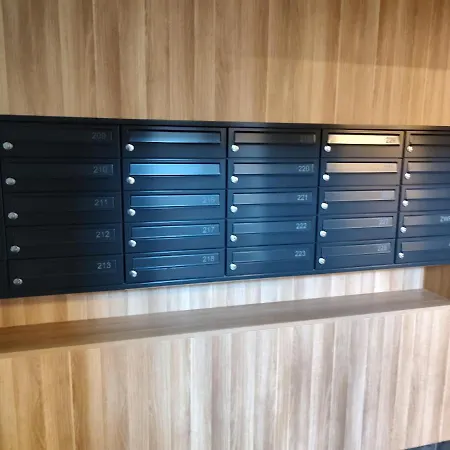 Uroczy Apartament Z Miejscem Na Auto W Garażu Hotel *