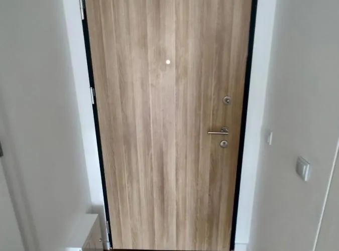 Uroczy Apartament Z Miejscem Na Auto W Garażu Hotel Warszawa