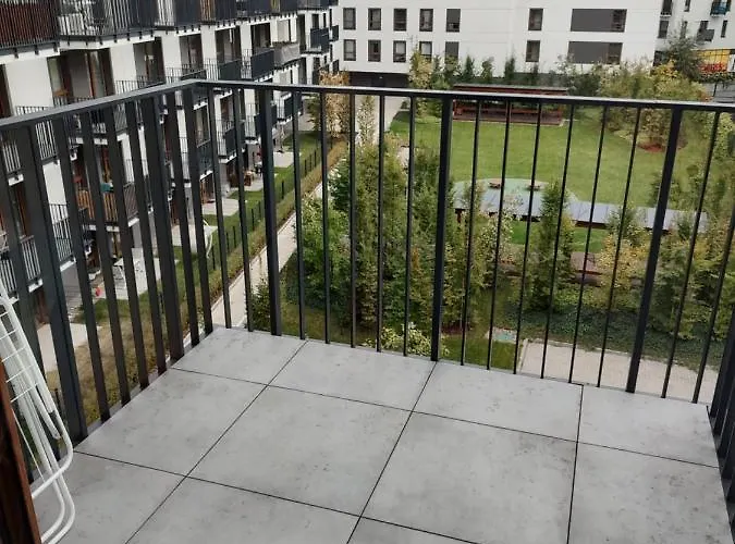 Uroczy Apartament Z Miejscem Na Auto W Garażu