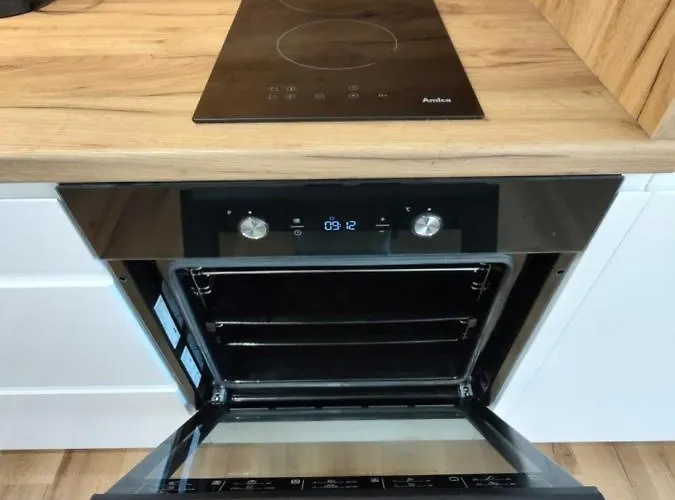 Hotel Uroczy Apartament Z Miejscem Na Auto W Garażu Warszawa