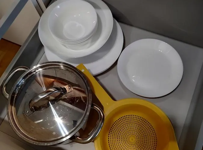 Uroczy Apartament Z Miejscem Na Auto W Garażu Hotel Warszawa