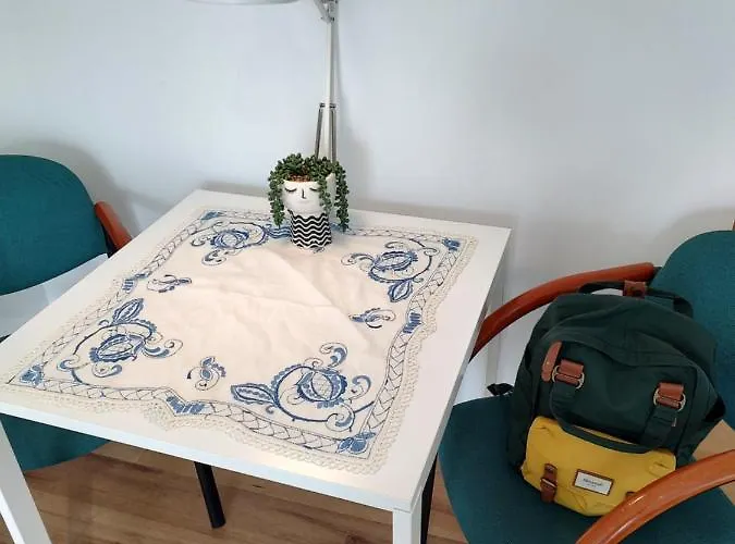 Uroczy Apartament Z Miejscem Na Auto W Garażu * Warszawa